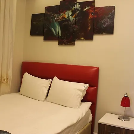 Bedred Apartment *
